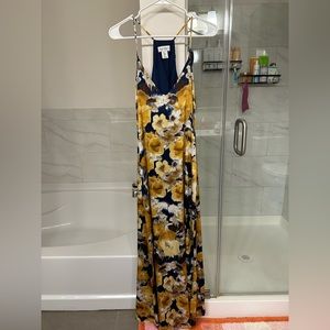 Nicole Miller New York long maxi dress with pockets